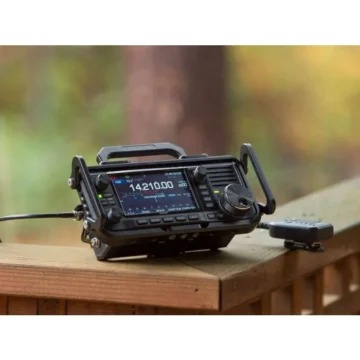 Montagerahmen für Icom IC-705